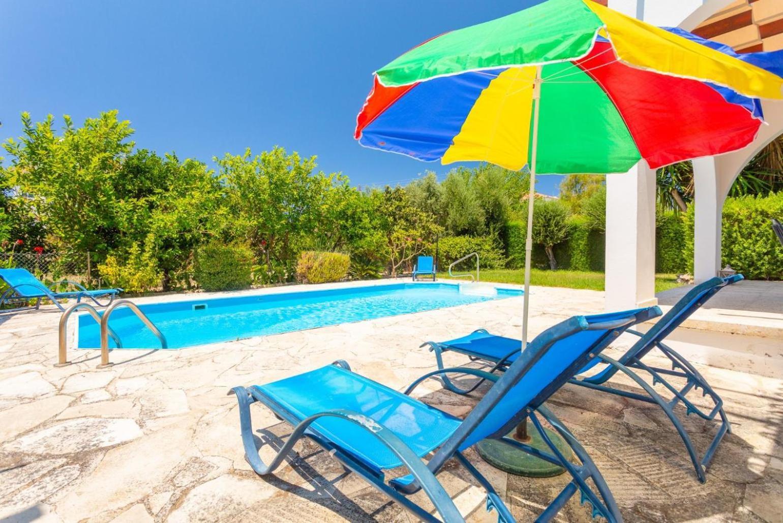 Sun Beach Villa Thio Polis المظهر الخارجي الصورة